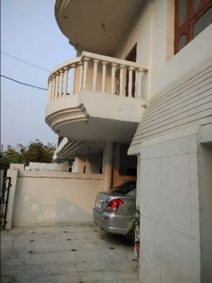 Gomti Nagar Holiday Rentals & Homes Gomti Nagar, Lucknow, India Airbnb