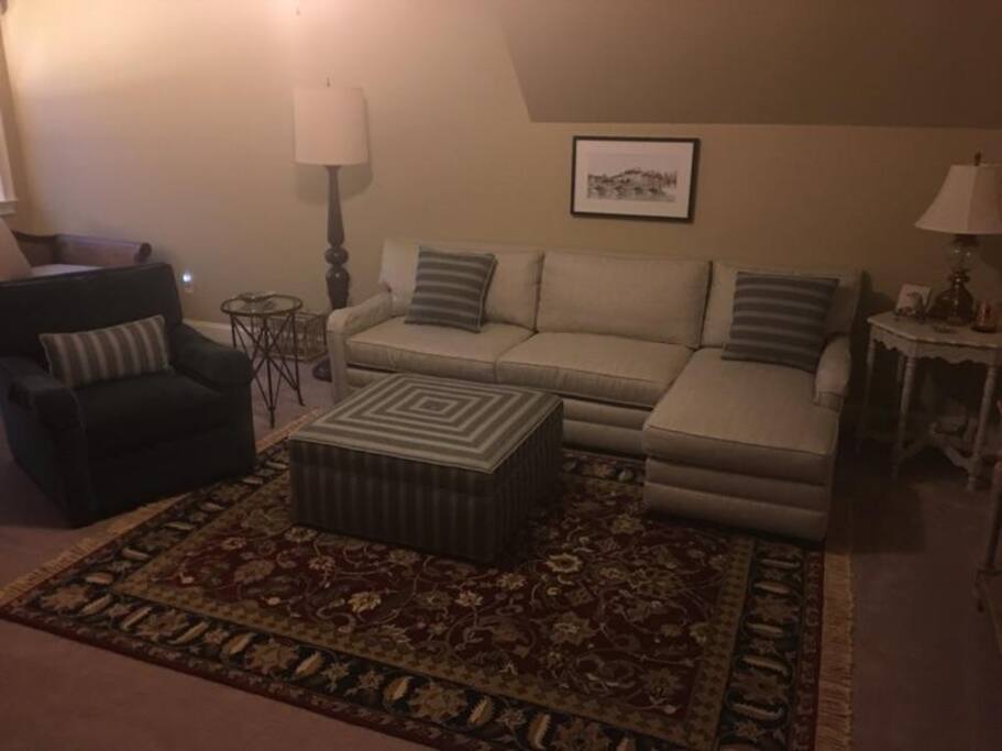 Private upstairs den