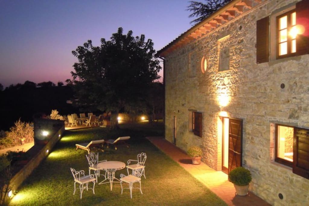 La villa e il giardino