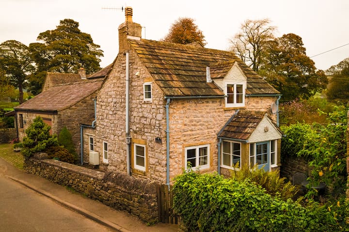 Fern Cottage Cottages For Rent In Eyam England United Kingdom