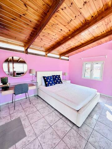 sky inn独栋！四个套房带独立卫生间，无共用客厅，无敌雅典卫城美景大露台 gallery image 2