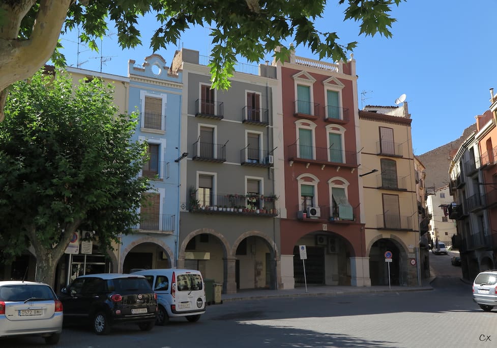 El edificio donde se encuentra el apartamento