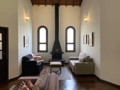 Popular Airbnb listing: Connection to Nature-Comfort-Fun and Wi-Fi in Guararema