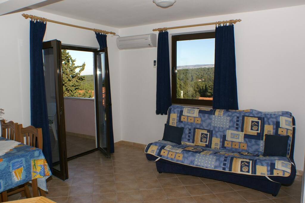 Living room, Surface: 12 m²