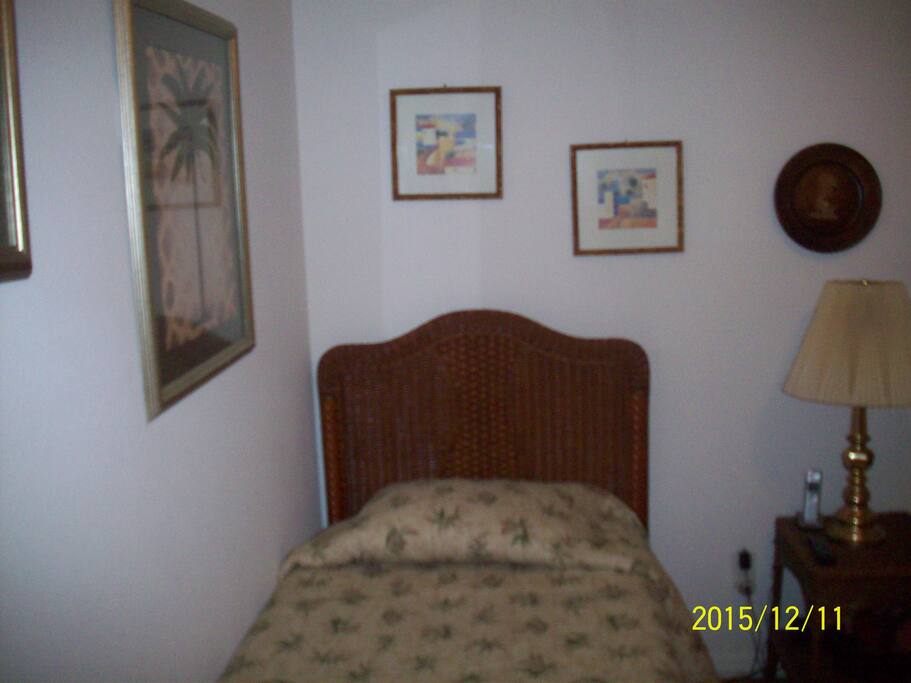 bedroom one of two twin beds,fullsize alsoavailable
