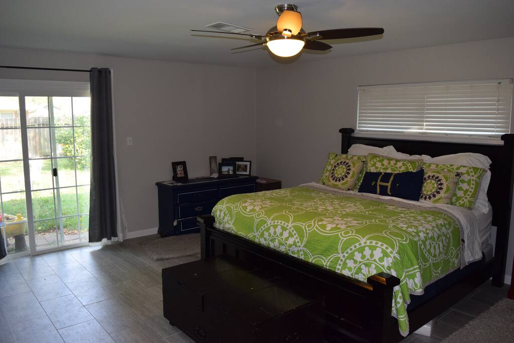 Bedroom # 1- Large Master Bedroom with King Size Bed