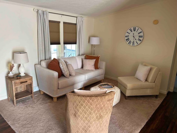 Restful Ranch On Wine Trail W/ Private Back Deck - Watkins Glen, NY