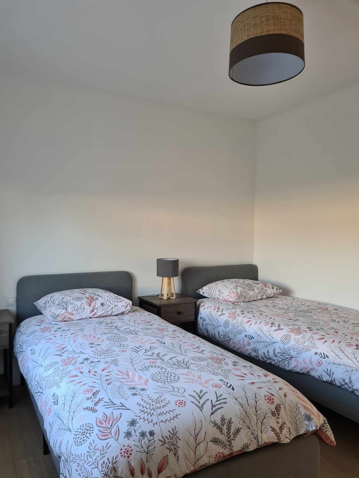 Dormitorio 4 : 2 camas de 90x190