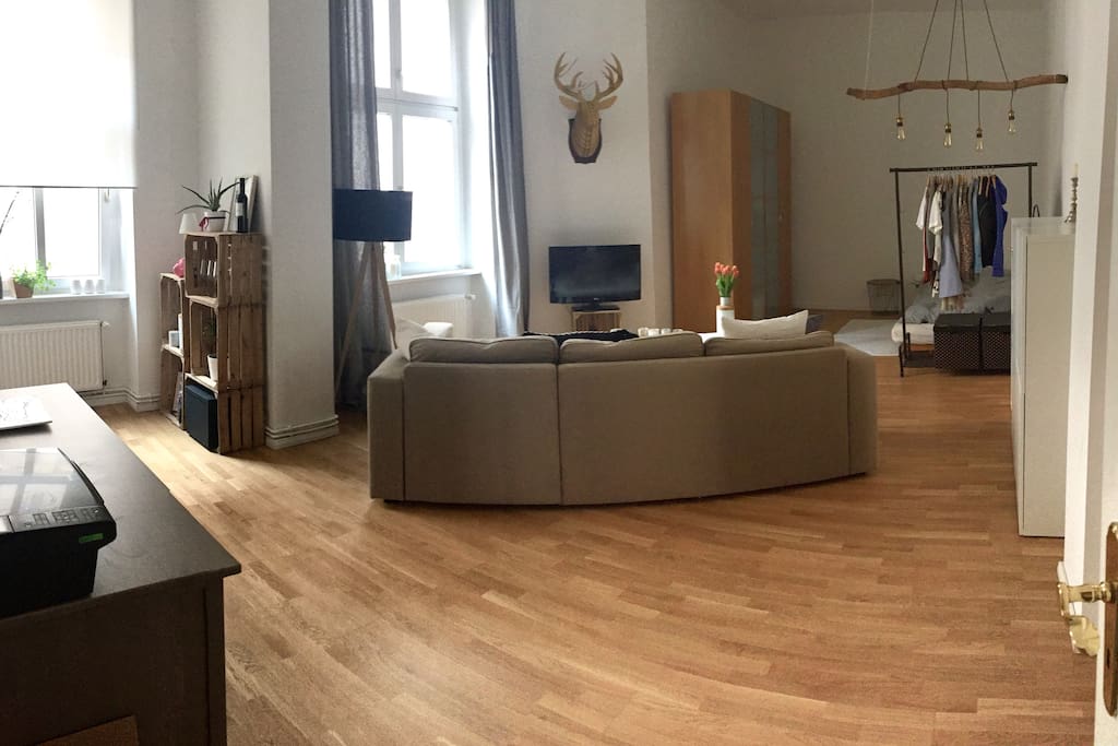 großzügige 1 Zimmer Wohnung auf 51 m2