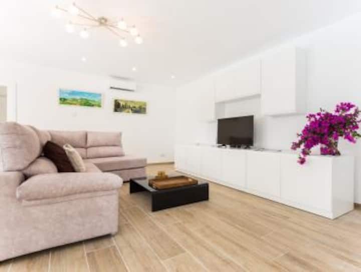 2 Family Home, Exclusive Pool - Can Picafort