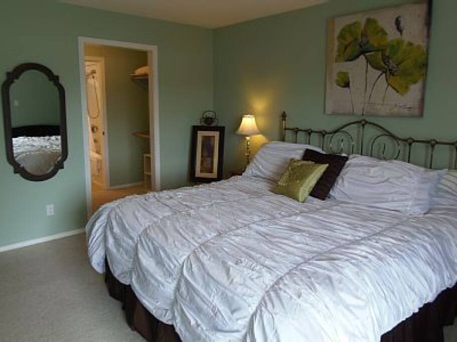 Master Bedroom & Ensuite