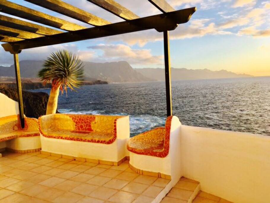 Downstairs private terrace