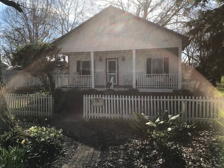 Logan Martin Lake Vacation Rentals & Homes Alabama, United States