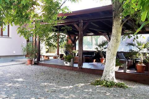 Apartment with outside patio