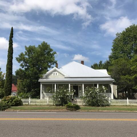 Airbnb Harpersville Vacation Rentals Places To Stay