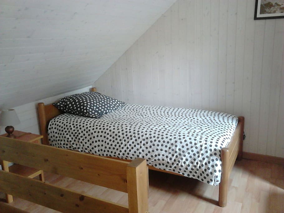 ... et 2 couchages en mezzanine