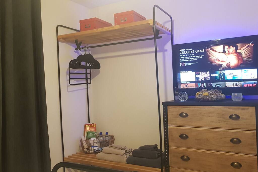 Storage for clothes. Snacks, Drinks and toiletries included. Netflix in room