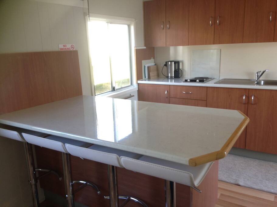 Full Kitchen facilities with Microwave, Cook top & 2 Door Fridge
