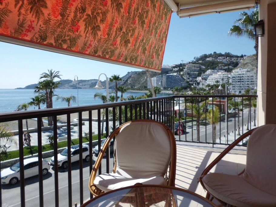 Big terrace right in front of the beach.