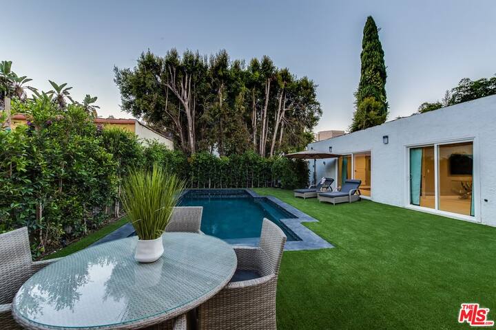 The Olympic Onyx Villa gallery image 3