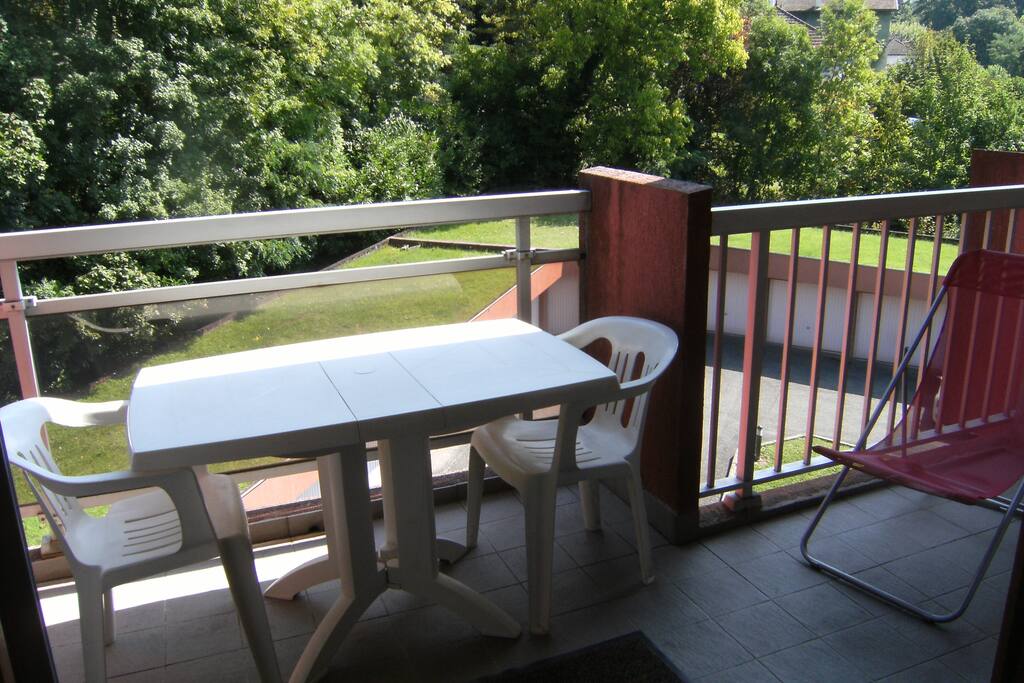 balcon vue montagne