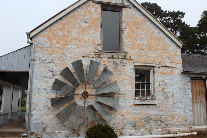 Snowy Mountains Loft