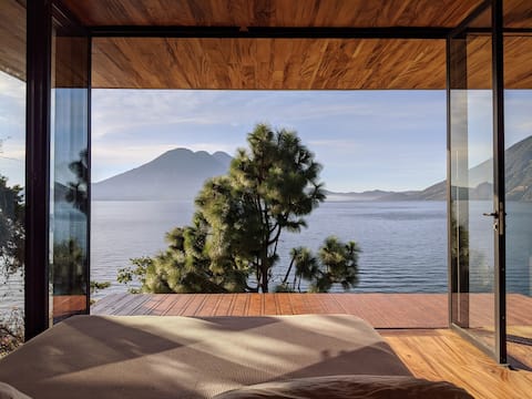 Glass House ~ Lakefront Studio