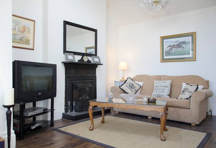 Cottage ,, gallery image 3