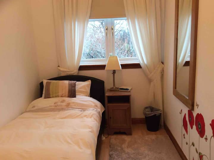 Water of Leith Holiday Rentals & Homes Scotland, United Kingdom Airbnb