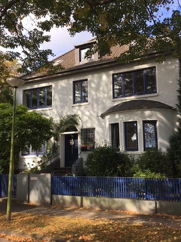 Apartment close to the park
