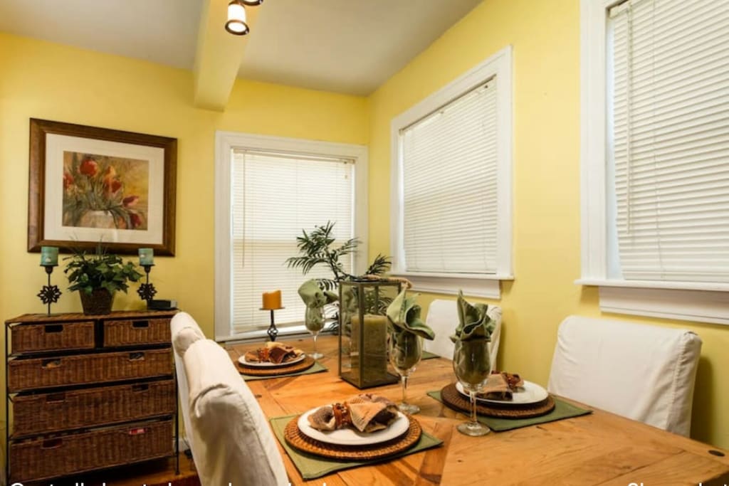 dining room.