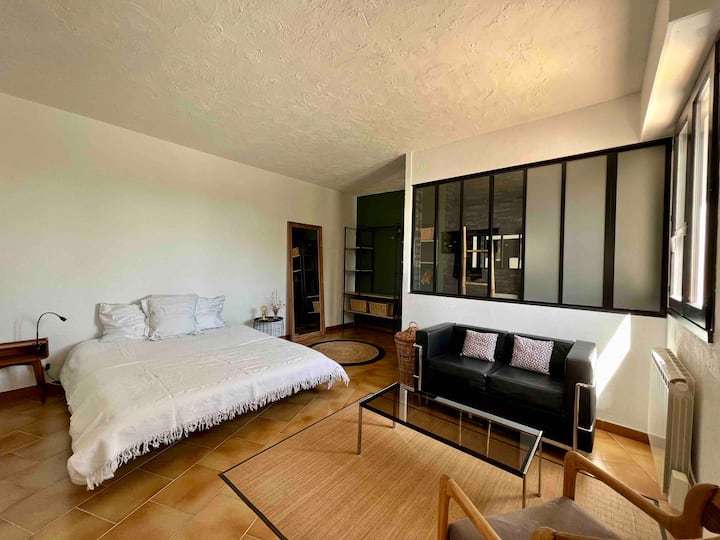 ორადგილიანი ნომერი 1