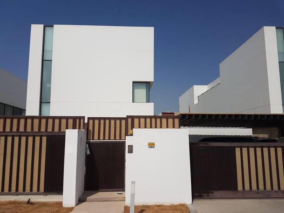 Private Rooms For Rent In Dubai Private Rooms For Rent In Dubai