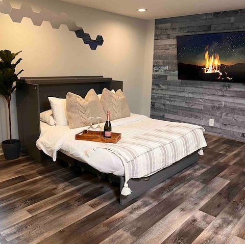 Luxury Sparkling Clean Cozy In City Suite