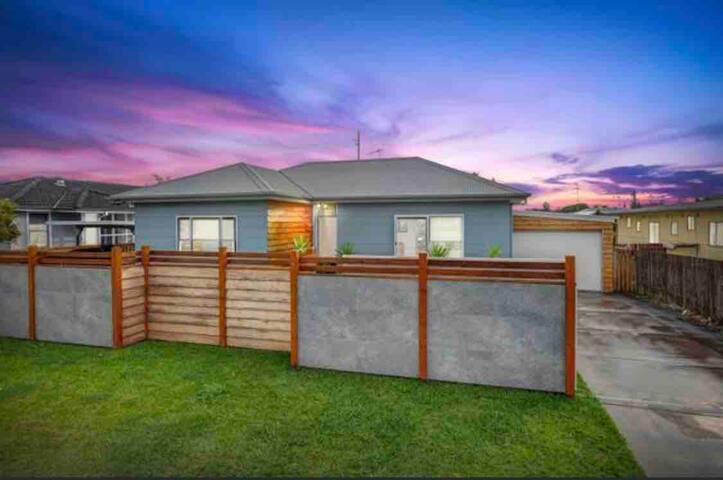 Port Macquarie Beach Escape