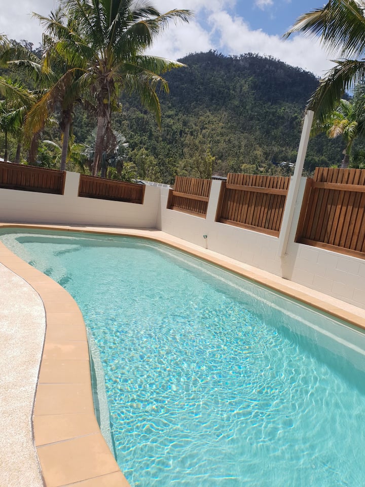 10 Best Airbnb Vacation Rentals In Cannonvale, Australia Updated 2024