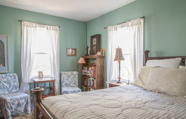Airbnb Pg County