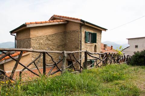 Antica casa ligure (20' da Alassio)