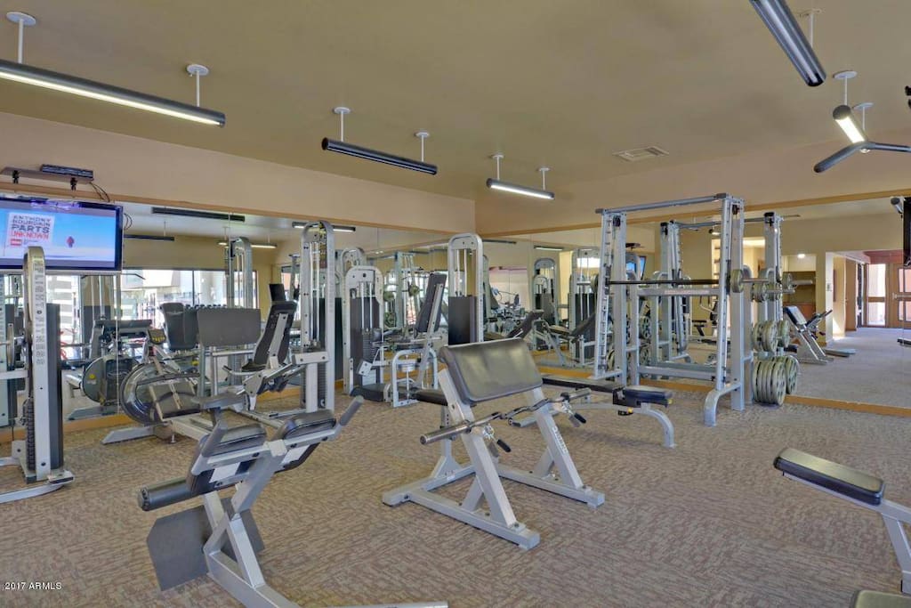 Full gym and 2 pools