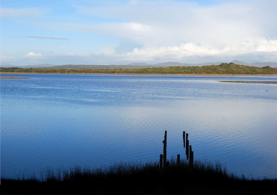 Klein River Lagoon: full winter lagoon