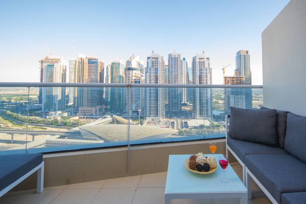 Enjoy the skyline view from the balcony - that's the impressing Dubai skyline!
