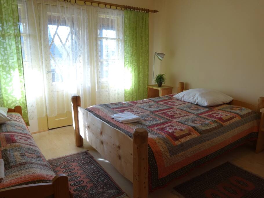 Double room sleeps 2-3