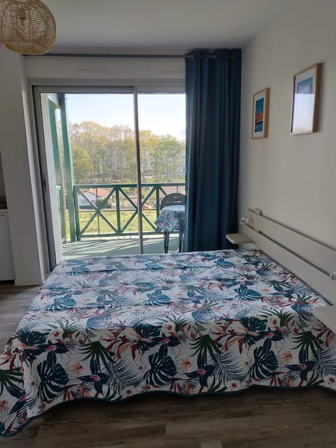 The PATIO Studio furnished with terrace downtown CAMBO
