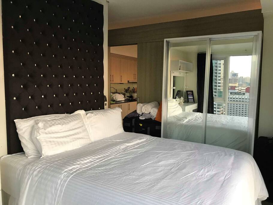 Queen size bed