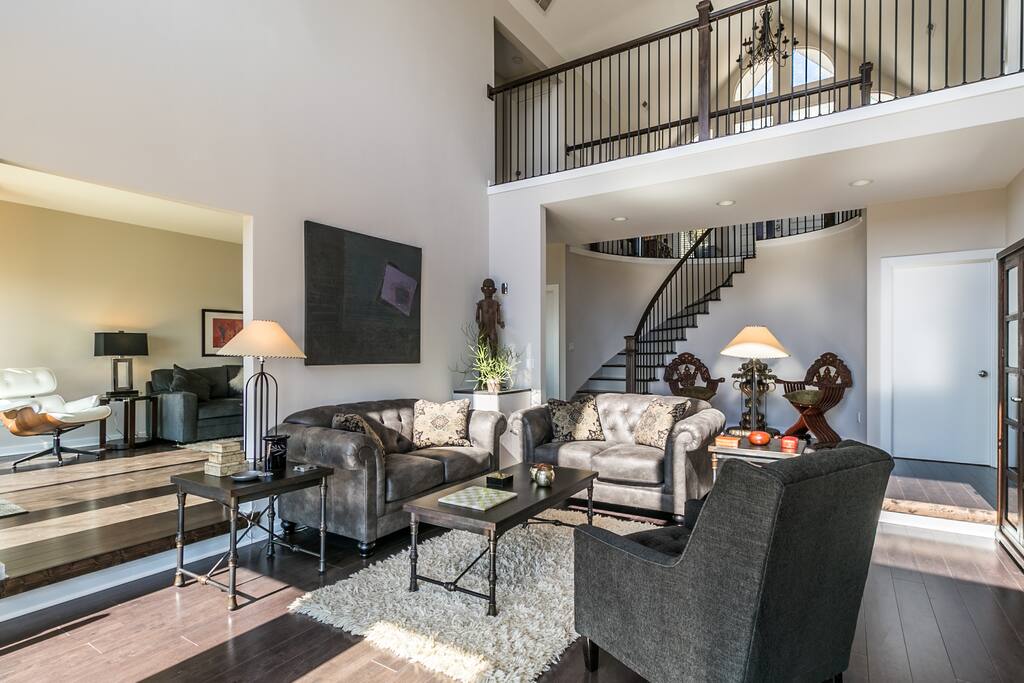 Relaxing living room and spacious entertaining spaces.