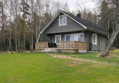 Cottage with private jetty
