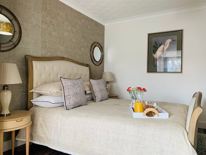 Dhomë gjumi me madhësi Master King 