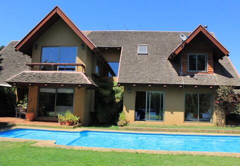 House in Pingueral close to the beach.