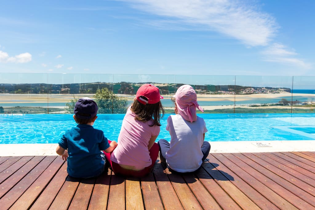 The perfect villa for your family to meet enjoying playtime / bonding