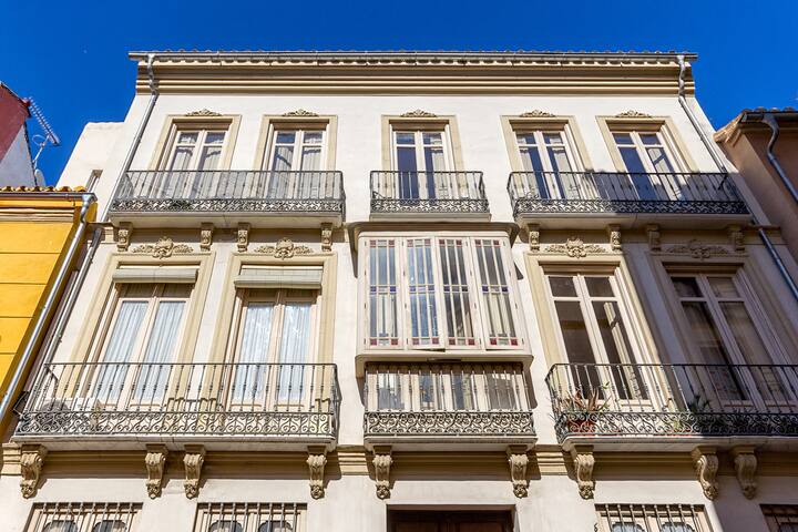 EXCELLENT LOFT APARTMENT!!! OLD TOWN